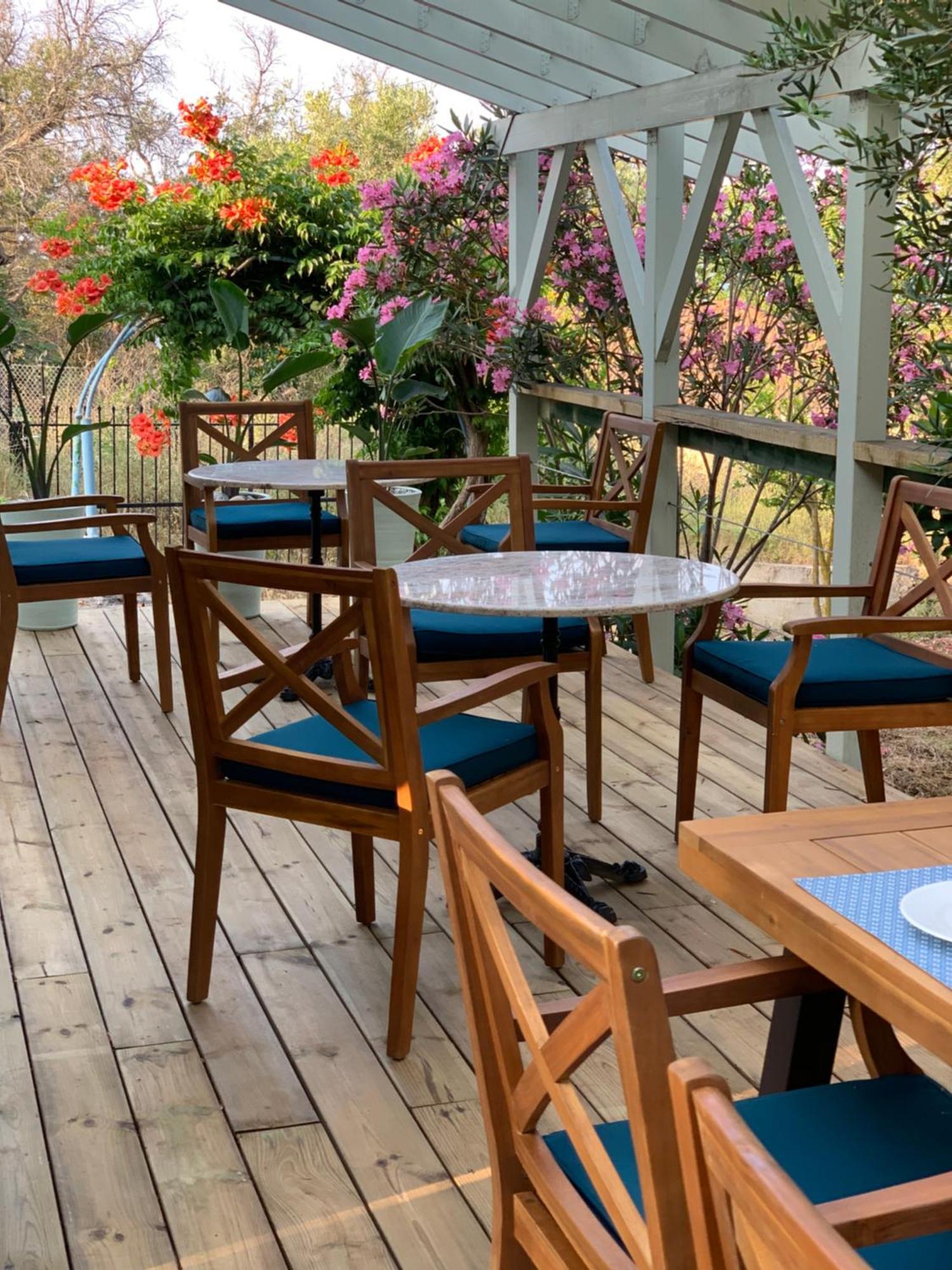 Nisaki Mathraki B&B Bagian luar foto